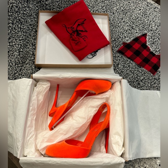 2022 Christian Louboutin sling heels - Picture 3 of 7